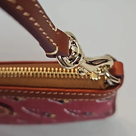 Dooney & Bourke | NWT Women's NFL Large Slim Wristlet Arizona Cardinals - Picture 5 of 10